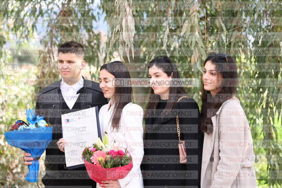 Δημιουργικη Γραφη