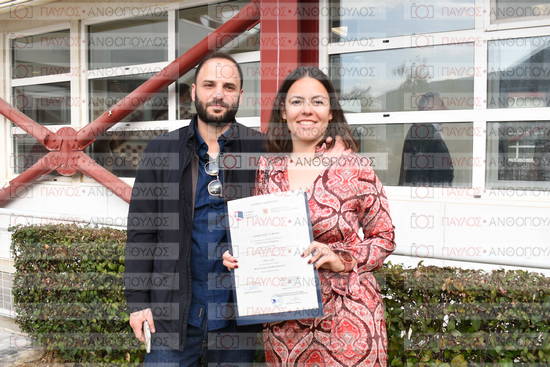 Δημιουργικη Γραφη