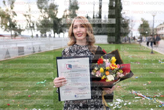 Νεώτερη και Σύγχρονη Ελληνική Ιστορία, Δημόσια Ιστορία