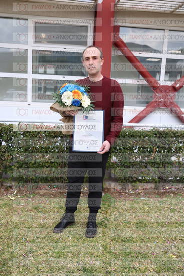 Νεώτερη και Σύγχρονη Ελληνική Ιστορία, Δημόσια Ιστορία