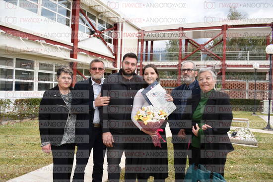 Νεώτερη και Σύγχρονη Ελληνική Ιστορία, Δημόσια Ιστορία