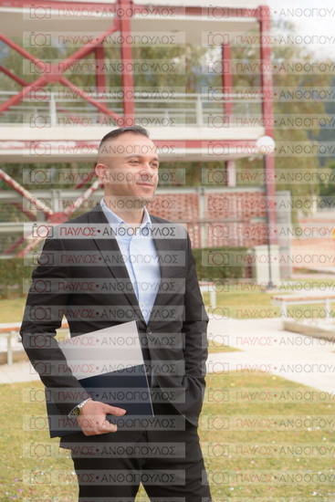 Νεώτερη και Σύγχρονη Ελληνική Ιστορία, Δημόσια Ιστορία